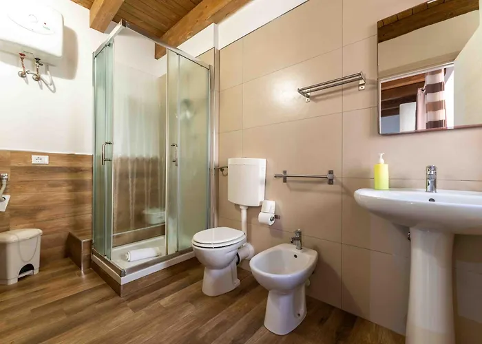 Гостьовий будинок Center Чефалу