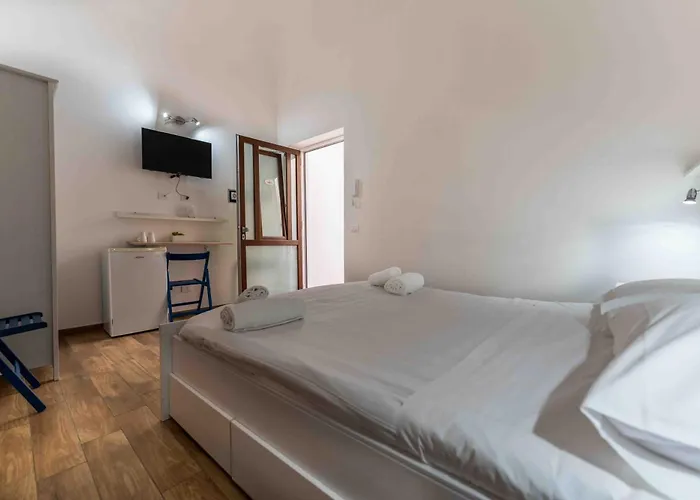 Center Гостьовий будинок 3*