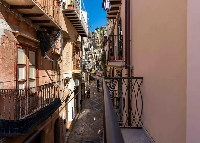 בית הארחה Center 3*